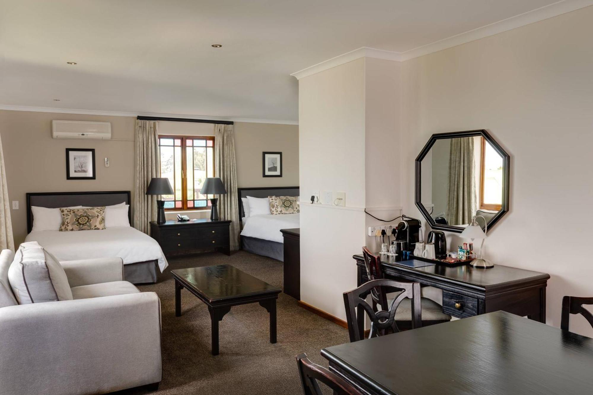 Protea Hotel By Marriott George King George Εξωτερικό φωτογραφία